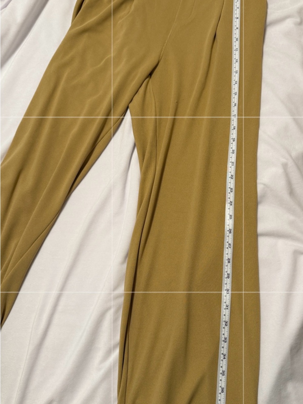 Women’s Wide-Leg Pants